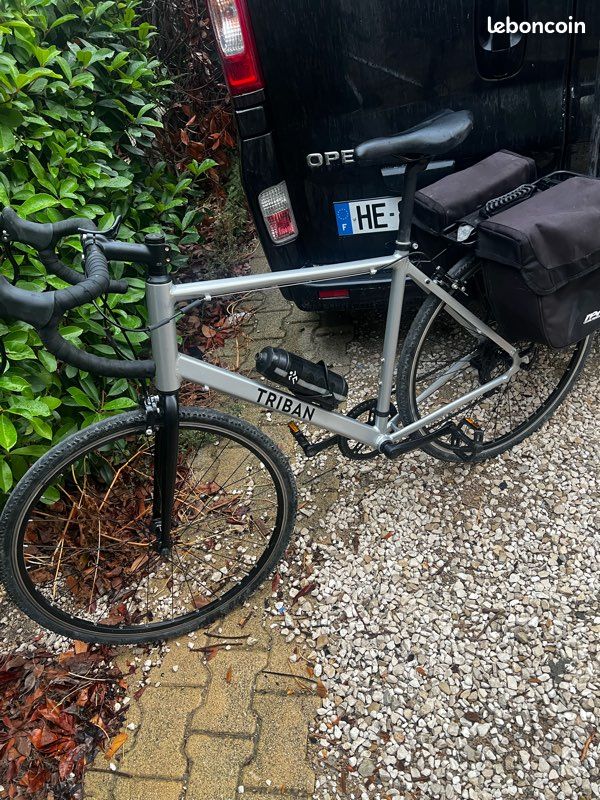 Velo gravel route triban alu xl comme neuf porte bagage sacoche (image 2)