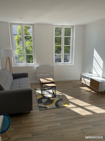 Studio meublé centre ville de Marans