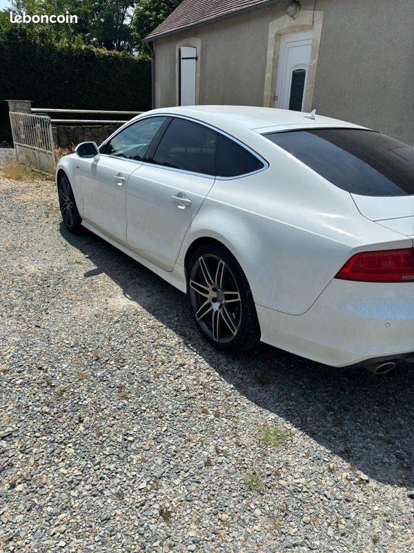 Audi A7 Sportback 3.0 Bi-TDI V6 Quattro 313ch Tiptronic | S line • Française • Sièges électriques (image 12)