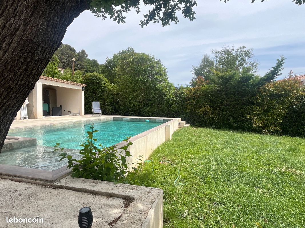 Maison 4 pièces 130 m² · à Saint-Zacharie · 130 m² · 612 000 €