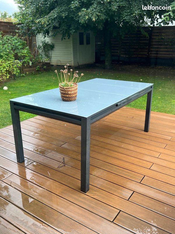 Table de jardin verre (image 1)