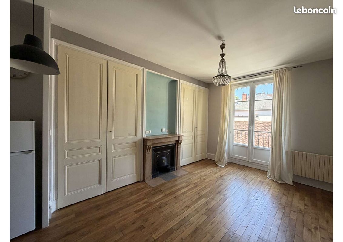 Appartement 3 pièces 58 m² · à Oullins-Pierre-Bénite · 58 m² · 845 €