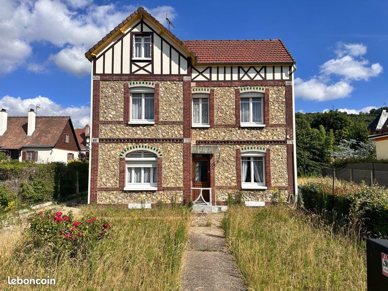 Maison 4 pièces 100 m² · à Grand-Couronne · 100 m² · 1 150 €