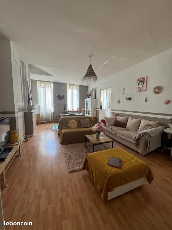 Appartement 3 pièces 91 m² · à Agen · 91 m² · 630 €