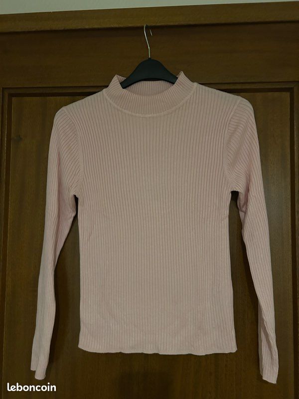 Pull col montant neuf (image 1)