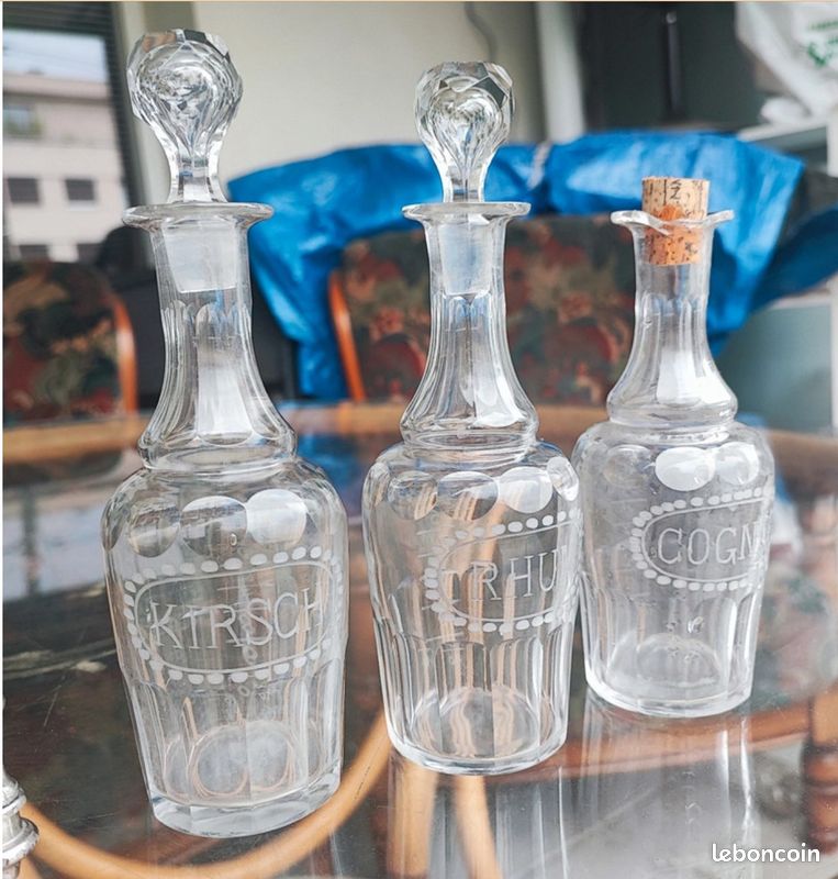 Support Carafe à Vin Inoxydable – Égouttoir Bouteille Amovible Avec Bac Récupérateur – Design Élégant Bar & Cuisine
