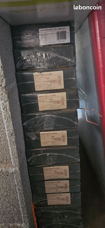 A vendre carrelage, parquet et autres (image 3)