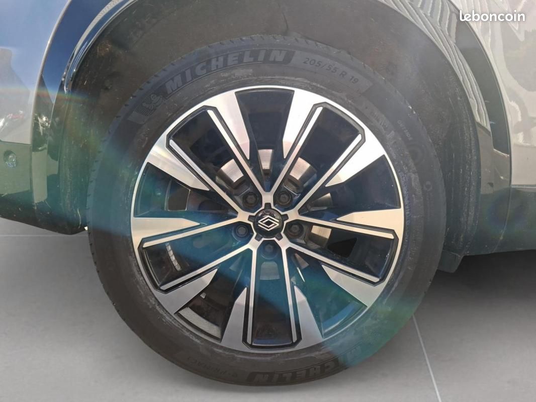 Renault Austral E-Tech hybrid 200 Techno (image 8)