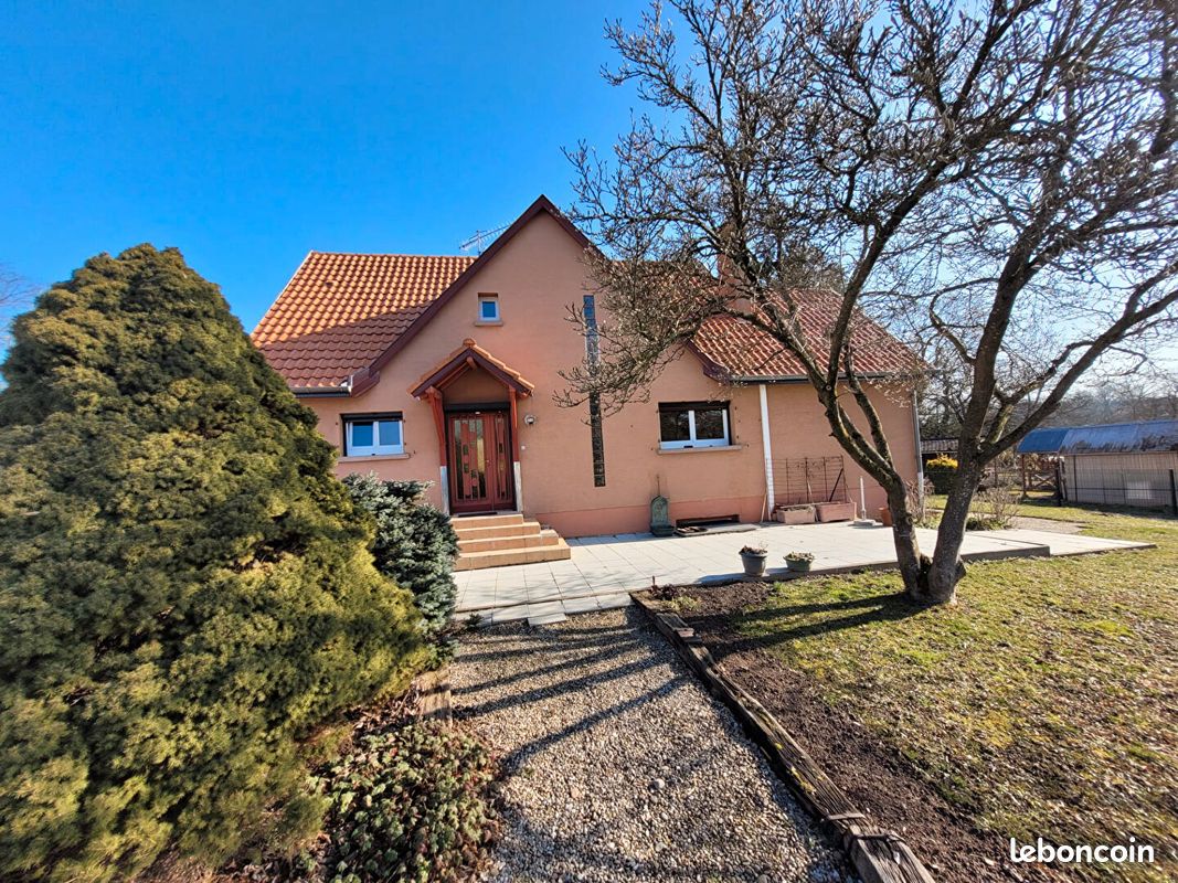 Maison 8 pièces 253 m² · à Baltzenheim · 253 m² · 428 000 €