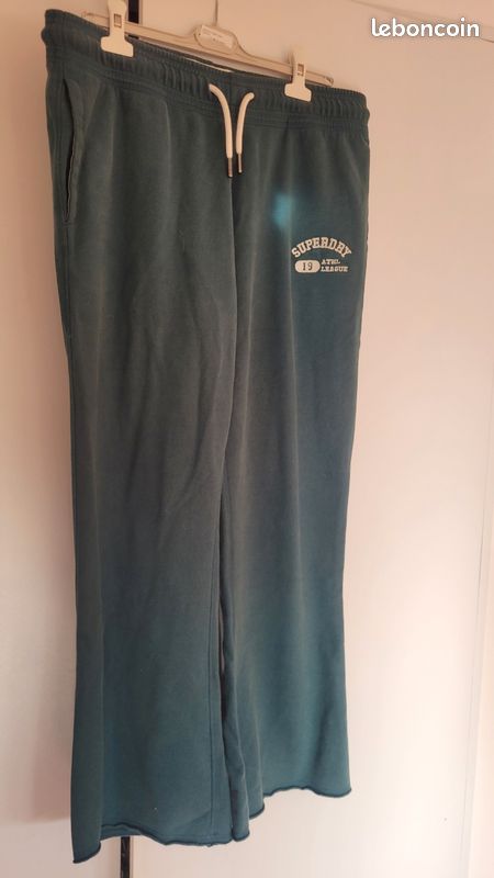 Jogging superdry coupe flare femme Vêtements