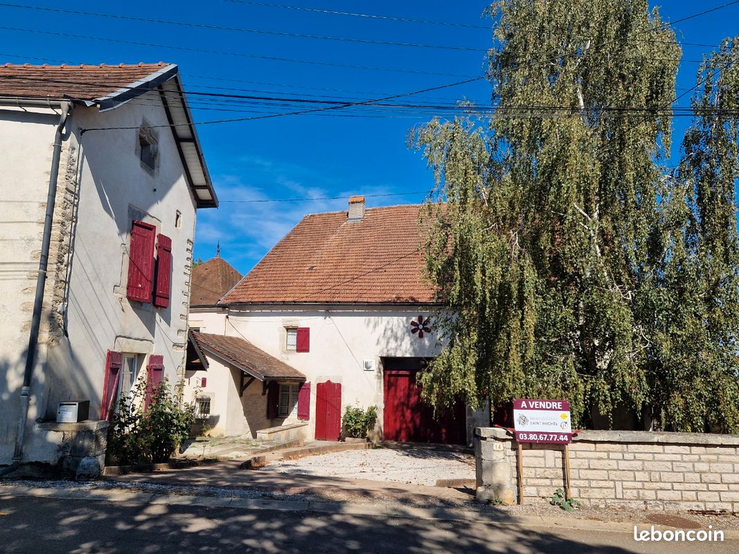 Maison 5 pièces 150 m² · à Fontaine-Française · 150 m² · 190 000 €