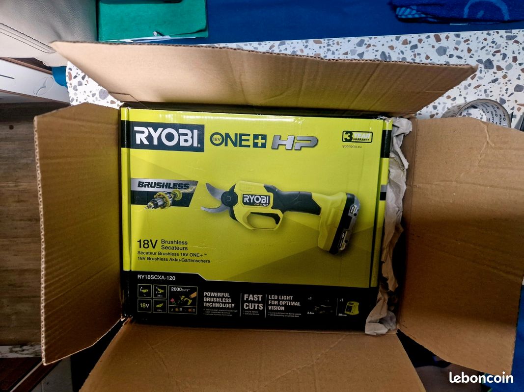 Sécateur à batterie RYOBI neuf (image 1)