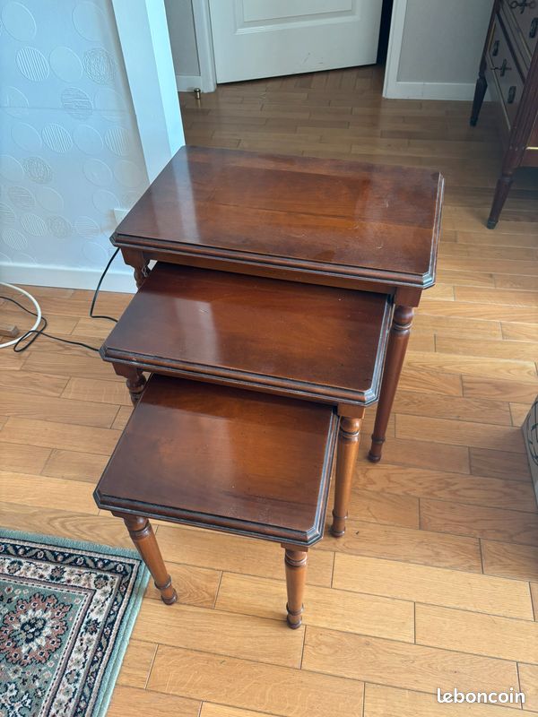 Table gigogne (image 1)