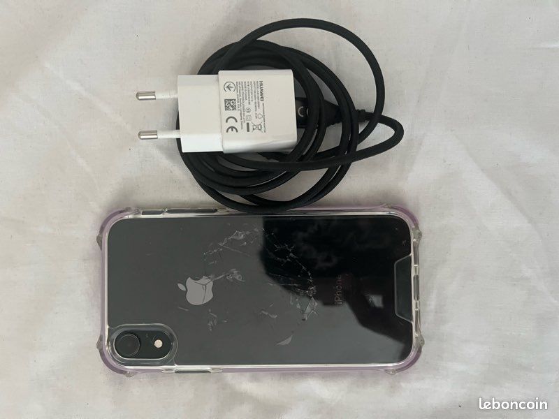 Je vends mon iPhone XR très bon état je me sert plus car j’ai eu un nôtre iPhone ma fille m’a offert (image 5)