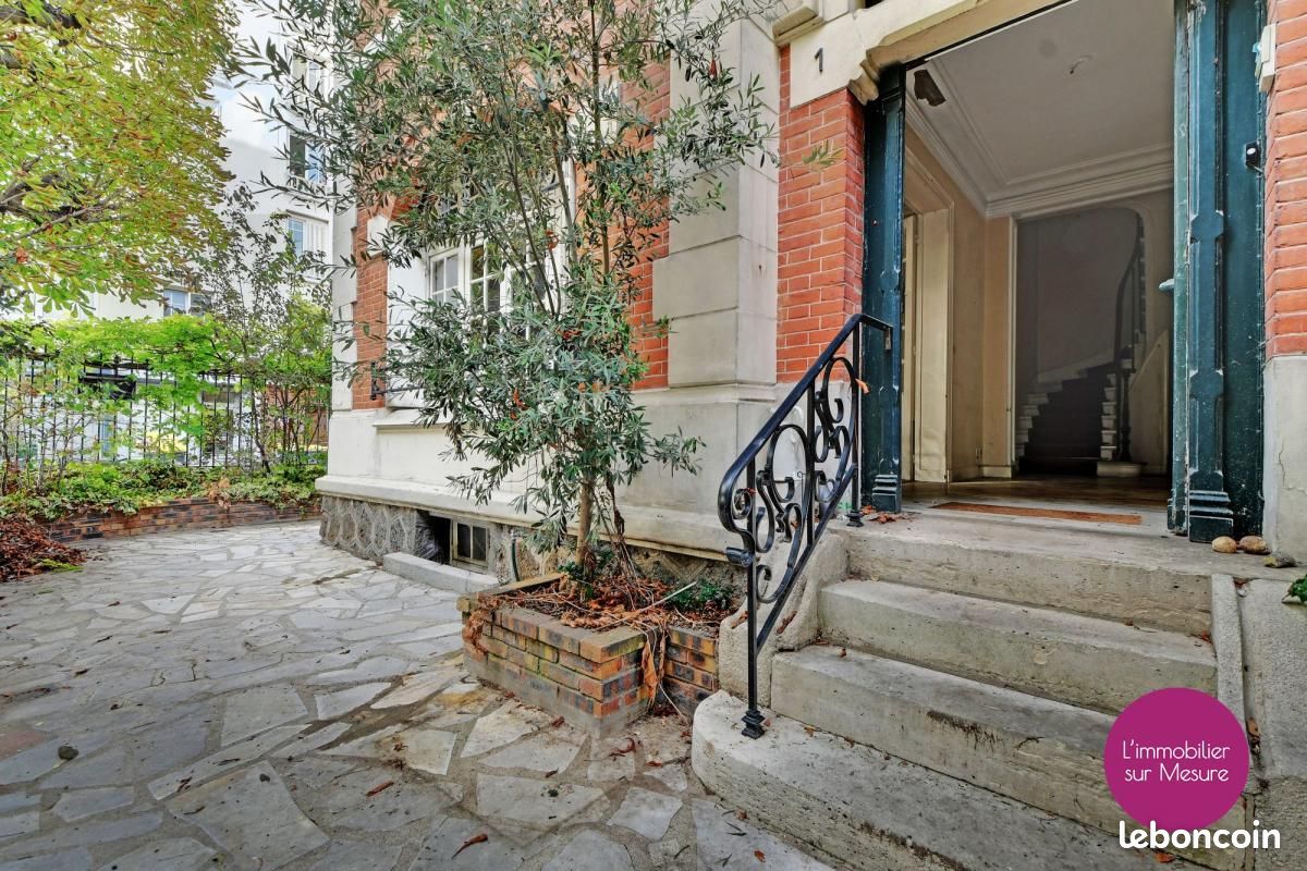 Maison 9 pièces 220 m² · à Vincennes · 220 m² · 2 150 000 €