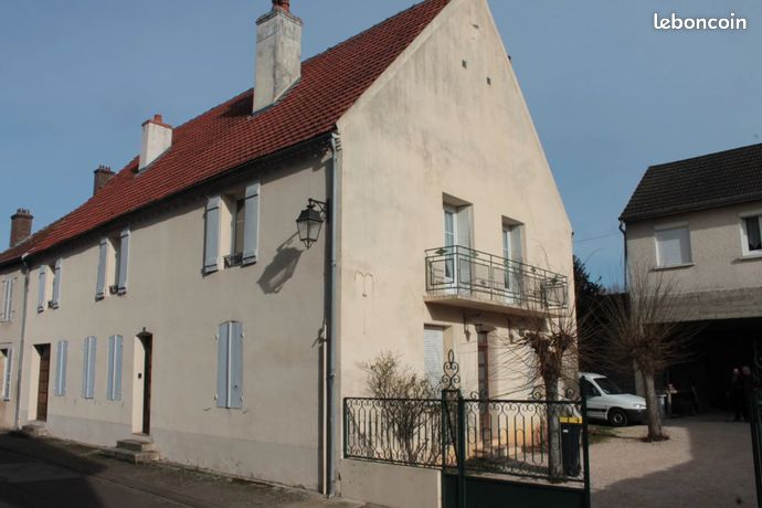 Immeuble 15 pièces 310 m²