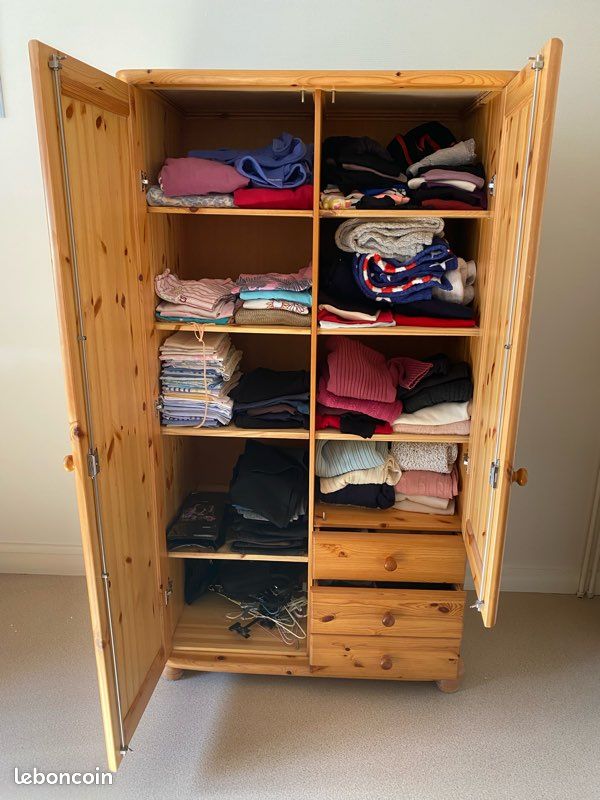 Armoire pin massif (image 2)