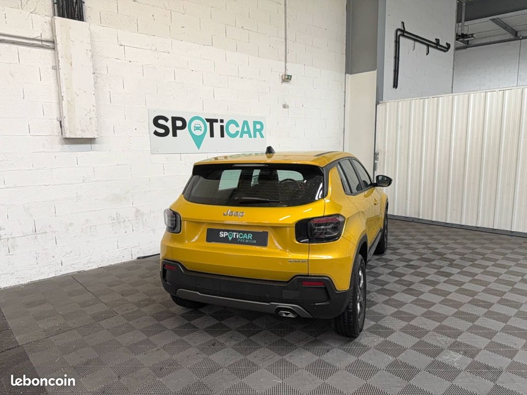 JEEP Avenger 1.2 Turbo T3 100 ch e-Hybrid BVR6 Longitude (image 16)