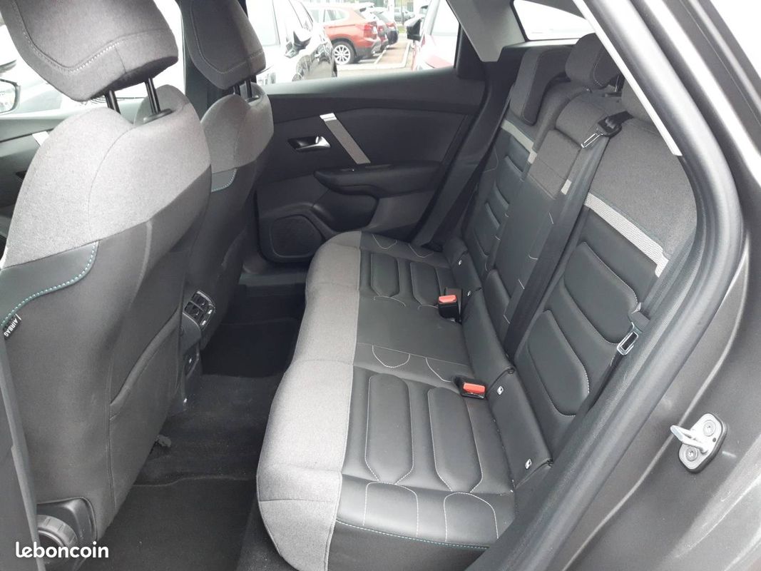 CITROEN C4 BlueHDi 130 EAT8 Max (image 12)
