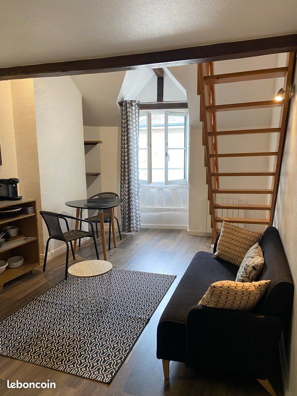 Appartement 2 pièces 27 m² · à Blois · 27 m² · 500 €
