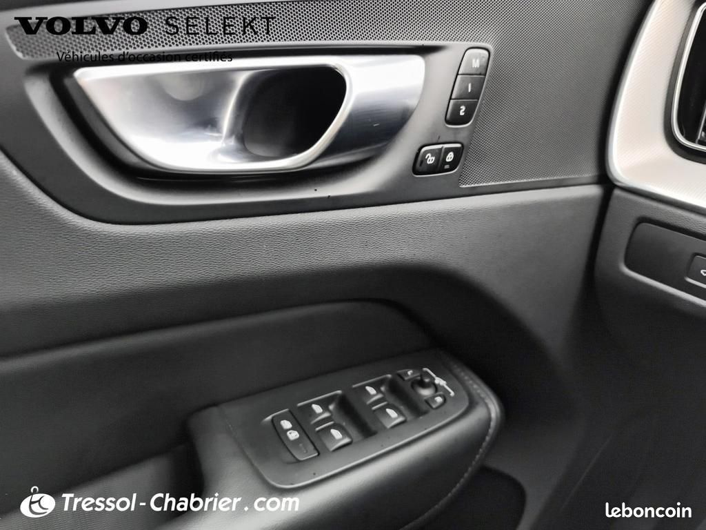 Volvo XC60 T6 Recharge AWD 253 ch + 145 Geartronic 8 Plus Style Dark (image 20)