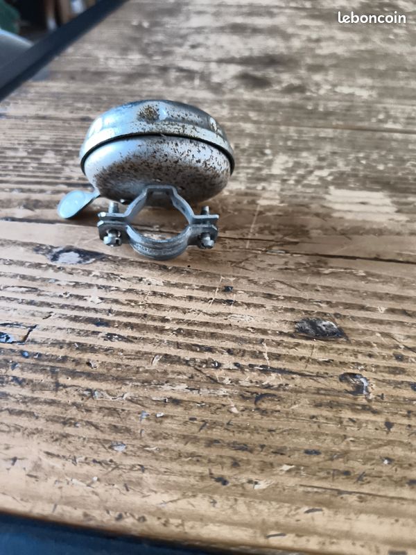 Sonnette de vélo à agrafer sur cintre