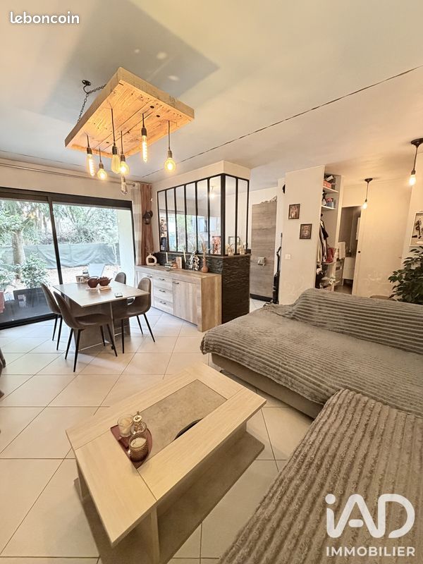 Appartement 2 pièces 45 m² · à Le Cannet · 45 m² · 235 000 €