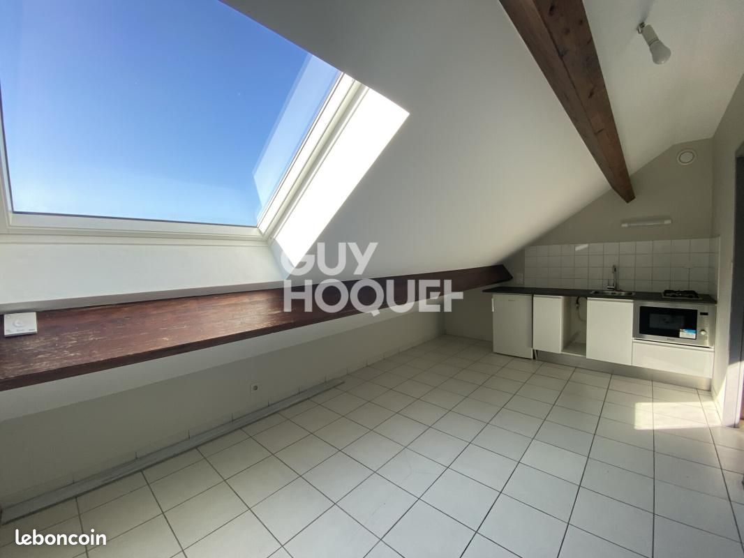 Appartement 1 pièce 16 m² · à Fontenay-le-Comte · 16 m² · 49 500 €