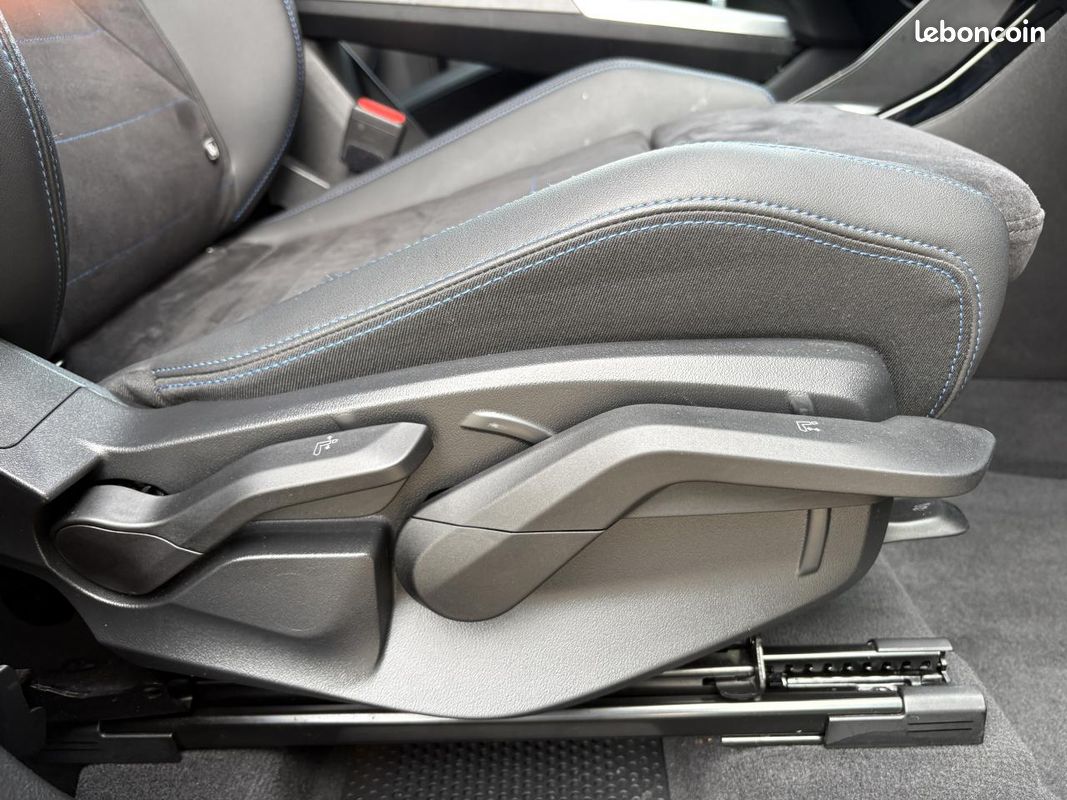 BMW X1 sDrive 18i 136ch DKG7 M Sport (image 33)