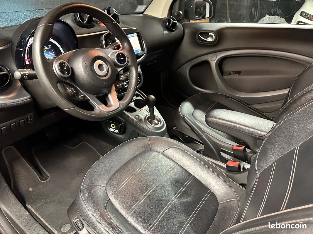 SMART FORTWO COUPE 0.9 90 ch S&S BA6 Passion 7580 (image 11)
