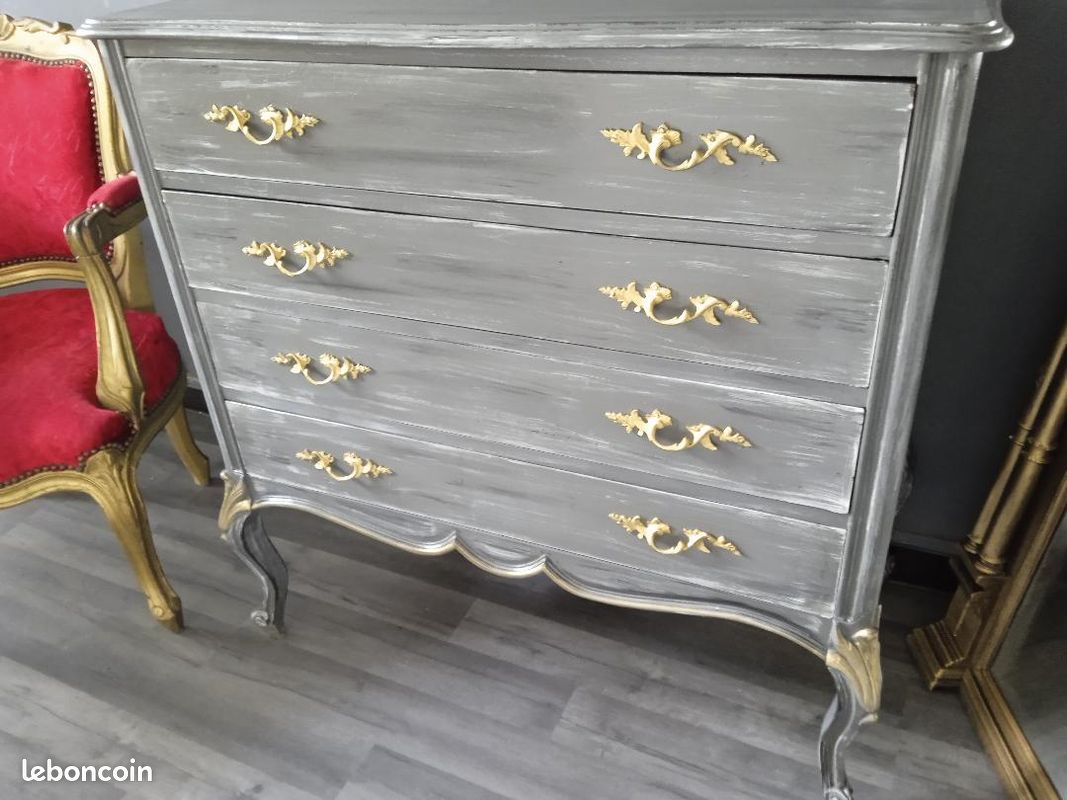 Commode patinée style Louis XV (image 8)