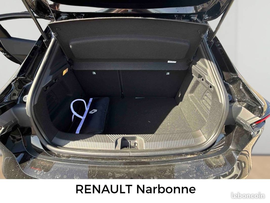 RENAULT Clio E-Tech full hybrid 160 ch Techno (image 22)