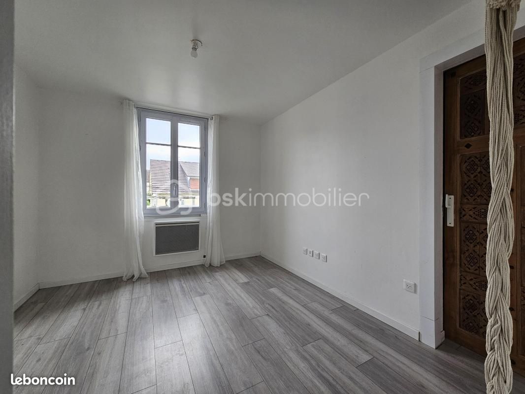 Appartement 2 pièce(s) 29 m²à louer Dammarie-les-lys