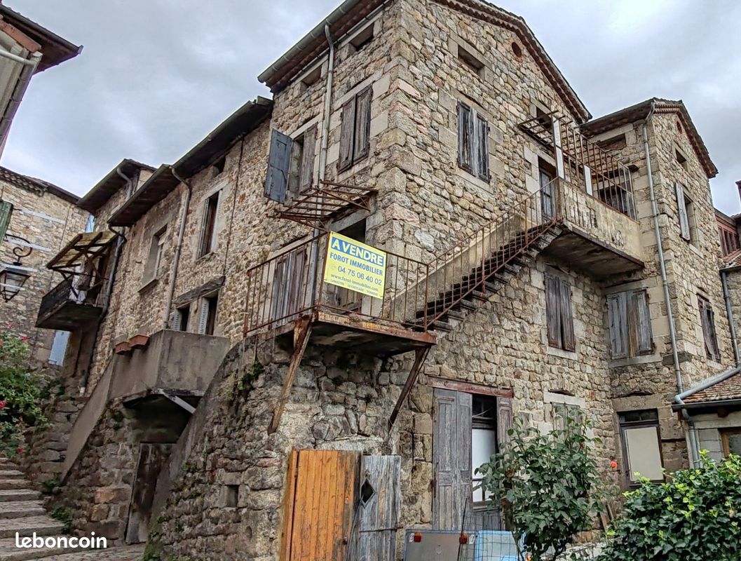 Maison 6 pièces 96 m² · à Désaignes · 96 m² · 64 000 €