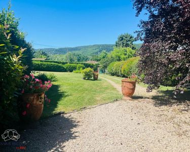 Maison 750 000 € - 227 m²