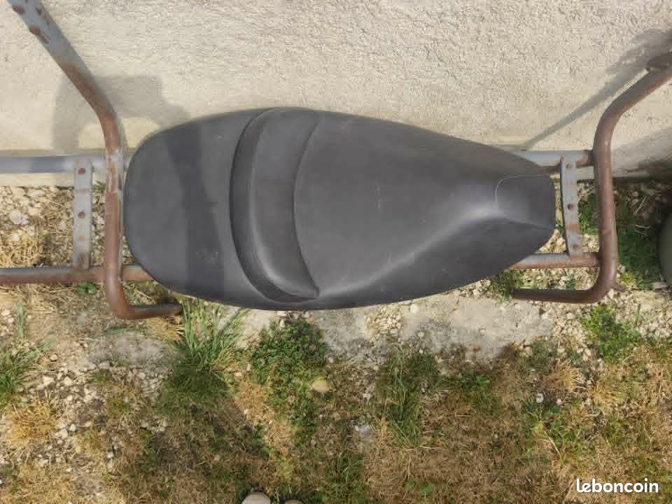 Toutes pieces pour scooter peugeot elystar 50 vert / bleu / rouge ou noir reglement par cheque seulement (image 3)