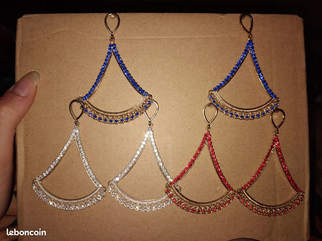Bouclés d'oreille (image 2)