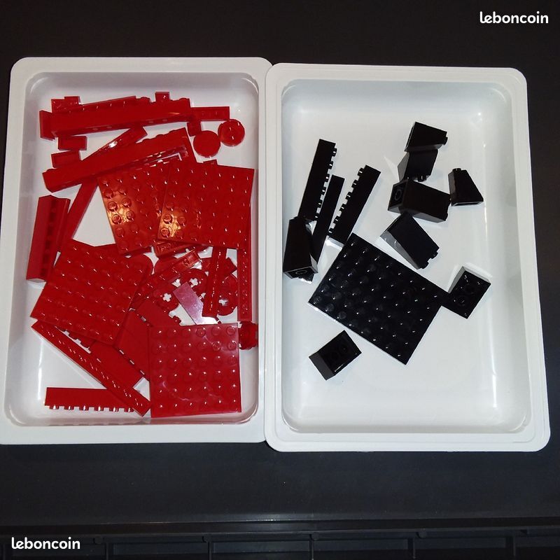 LEGO 5006085 Buildable 2x4 Red Brick (image 2)