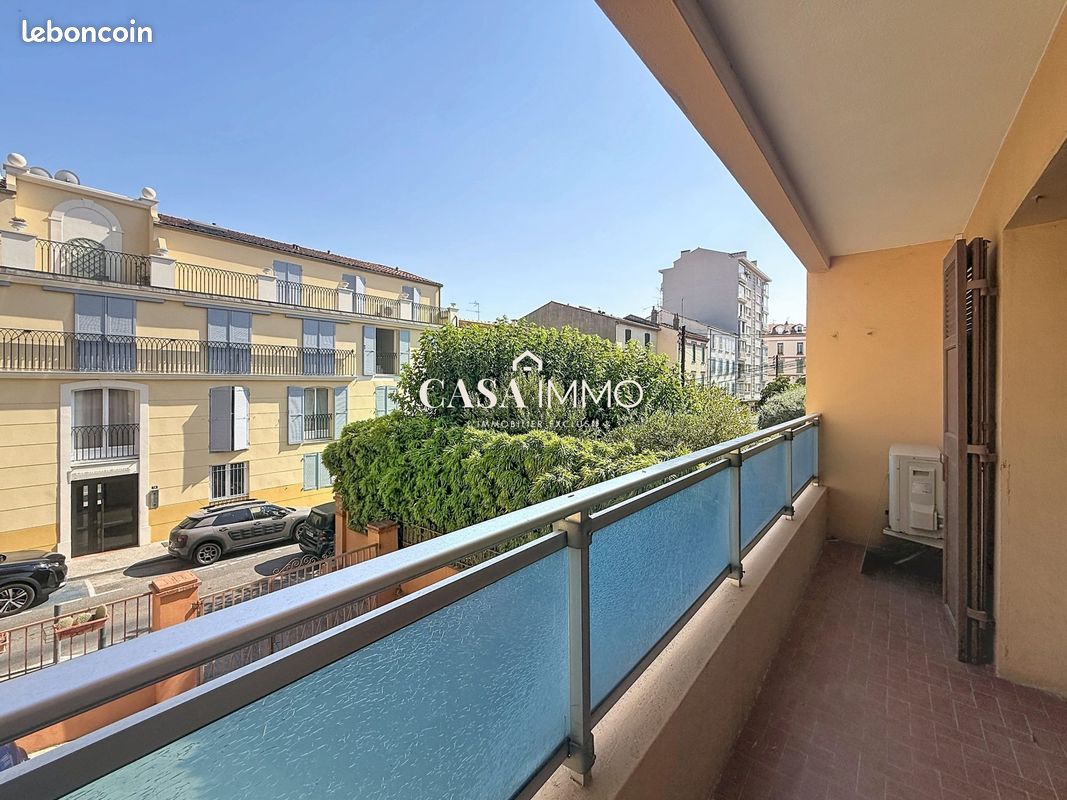 Appartement 3 pièces 67 m² · à Hyères · 67 m² · 249 500 €