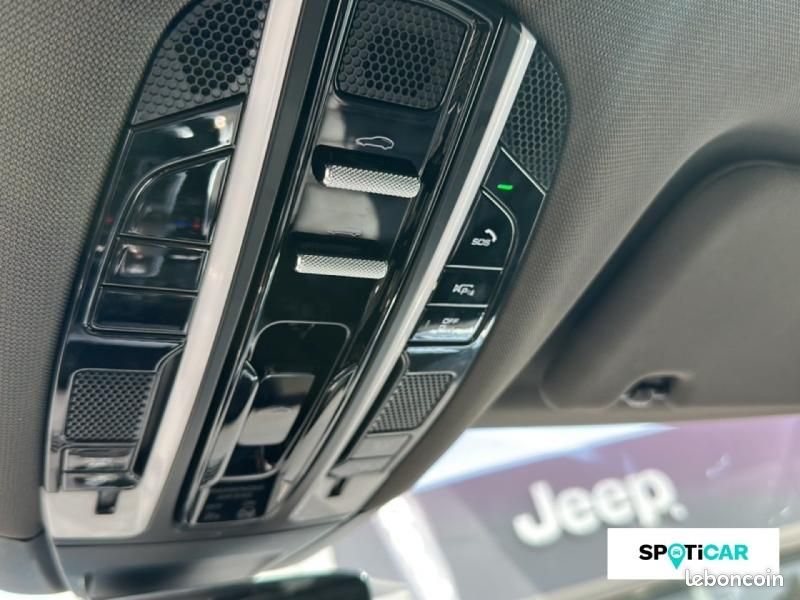 Porsche Panamera 2.9 V6 462ch 4 E-Hybrid Platinum Edition (image 32)