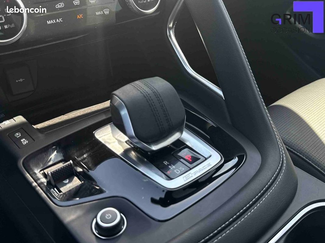 JAGUAR E-Pace P270e ch PHEV AWD BVA R-Dynamic SE (image 11)