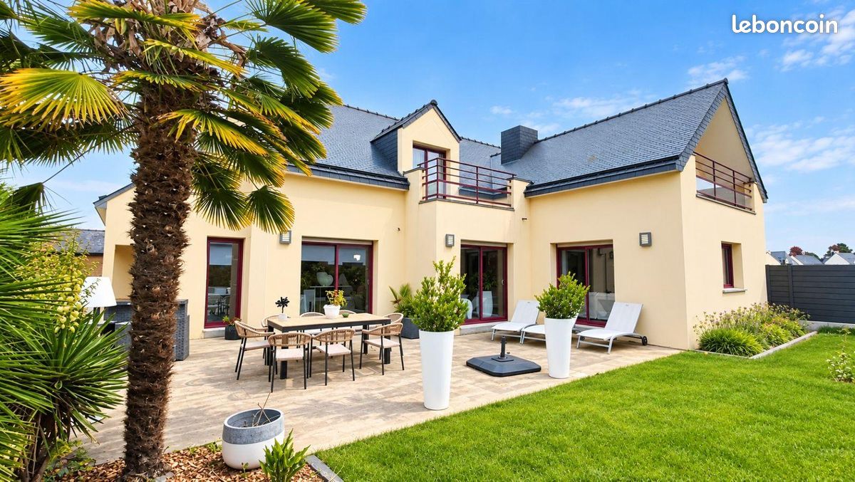 Maison 7 pièces 232 m² · à Combourg · 232 m² · 588 000 €