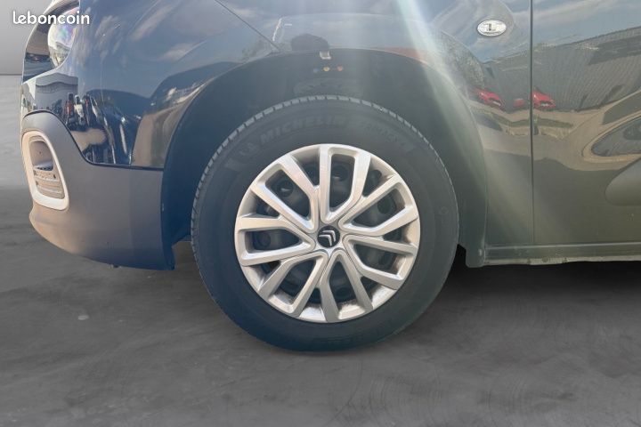CITROEN BERLINGO III TAILLE M 1.5 BLUEHDI 100 FEEL Radar de recul Sièges Chauffants Frein de Parking Electriques Garantie 12 mois (image 17)