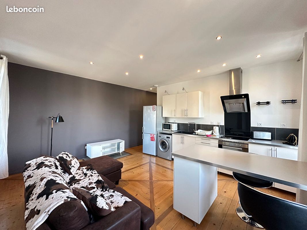 Appartement 2 pièces 42 m² · à Saint-Alban-Leysse · 42 m² · 806 €