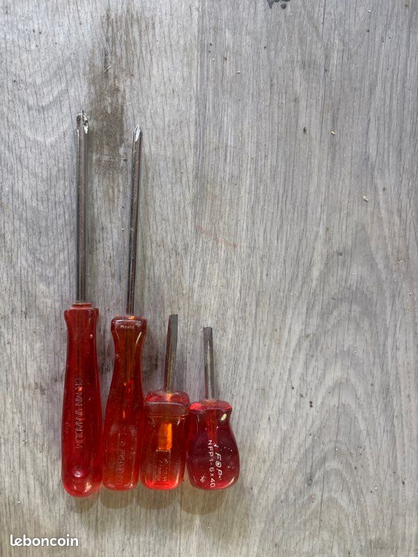 Tournevis cruciforme (image 1)