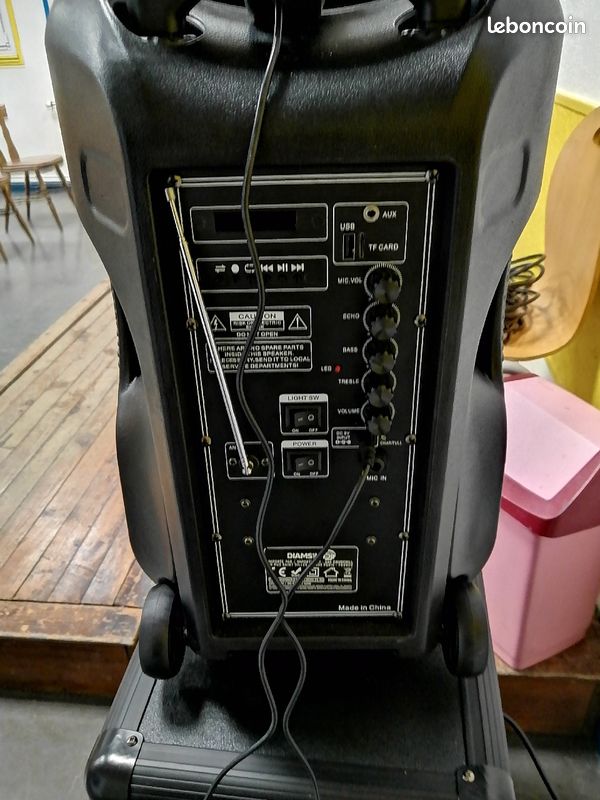 Sono 700w portable (image 1)