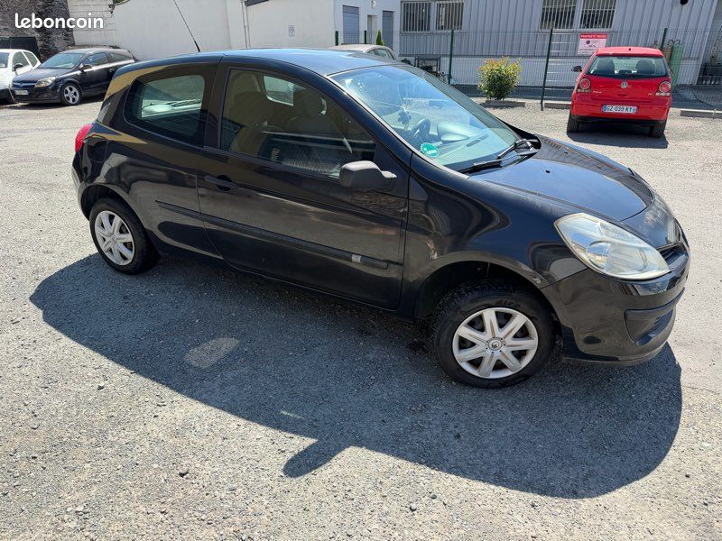 Clio3 (image 3)