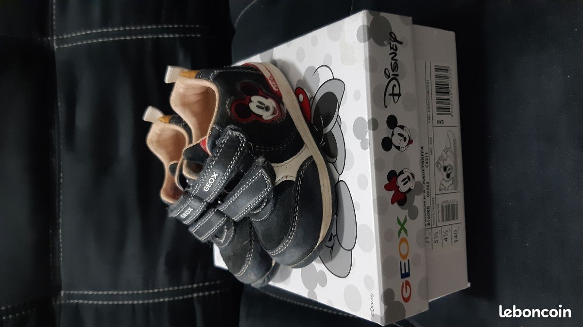 Chaussures geox mickey taille 21 (image 1)
