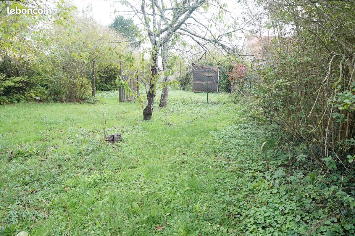Terrain 770 m² · à Crécy-la-Chapelle · 770 m² · 139 000 €