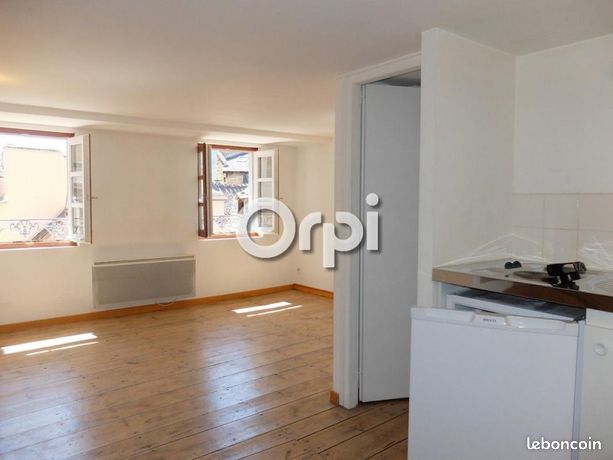 Studio 1 pièce 19 m²